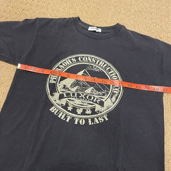 Vintage Luxor Las Vegas Pharaoh’s Construction Co. Souvenir Tee – S - Picture 8 of 8